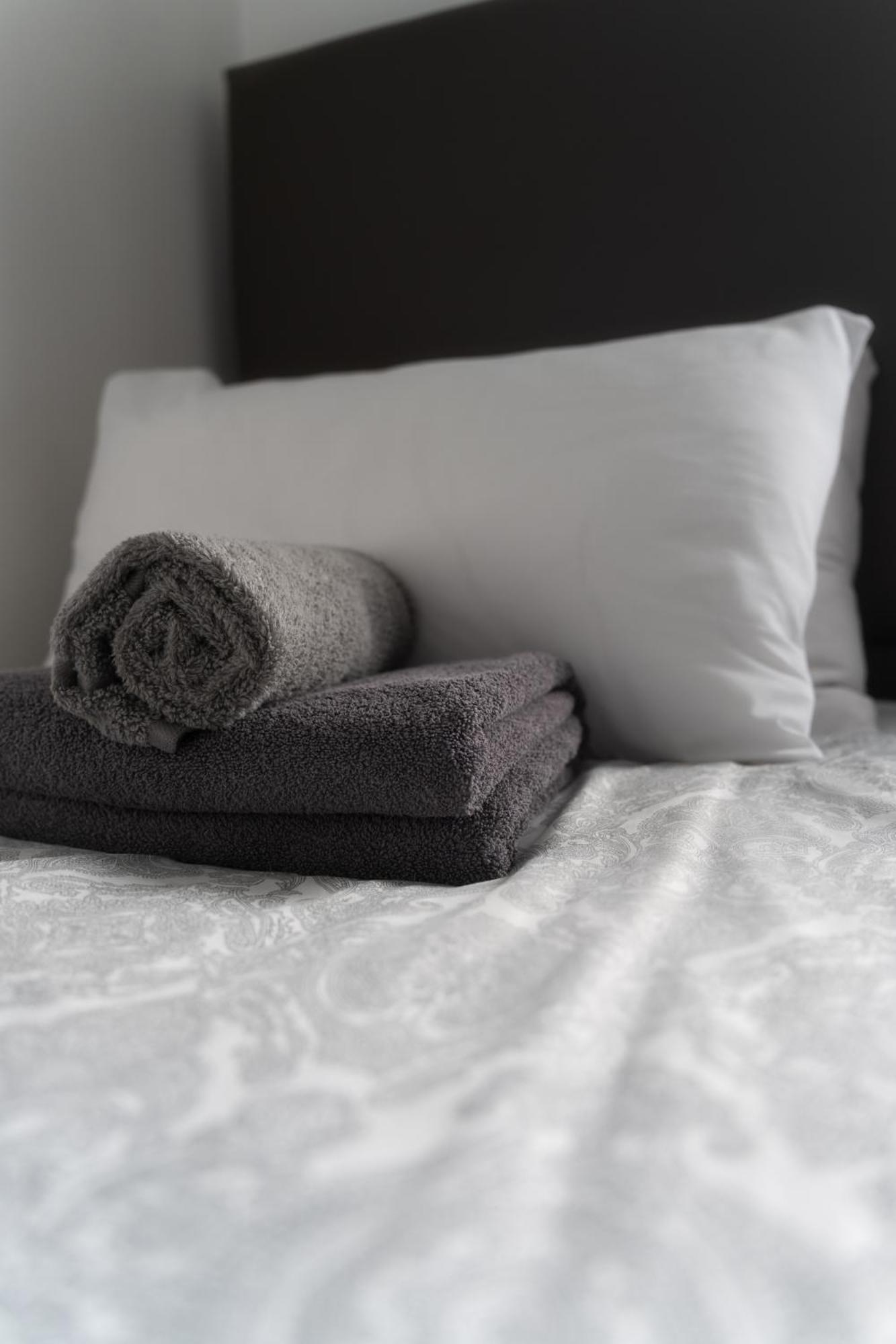 Abbey Point Hotel Wembley Екстер'єр фото